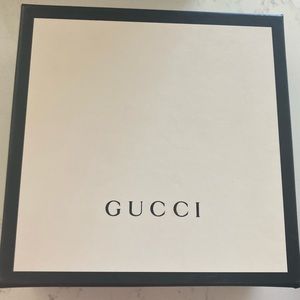 Men’s Gucci belt